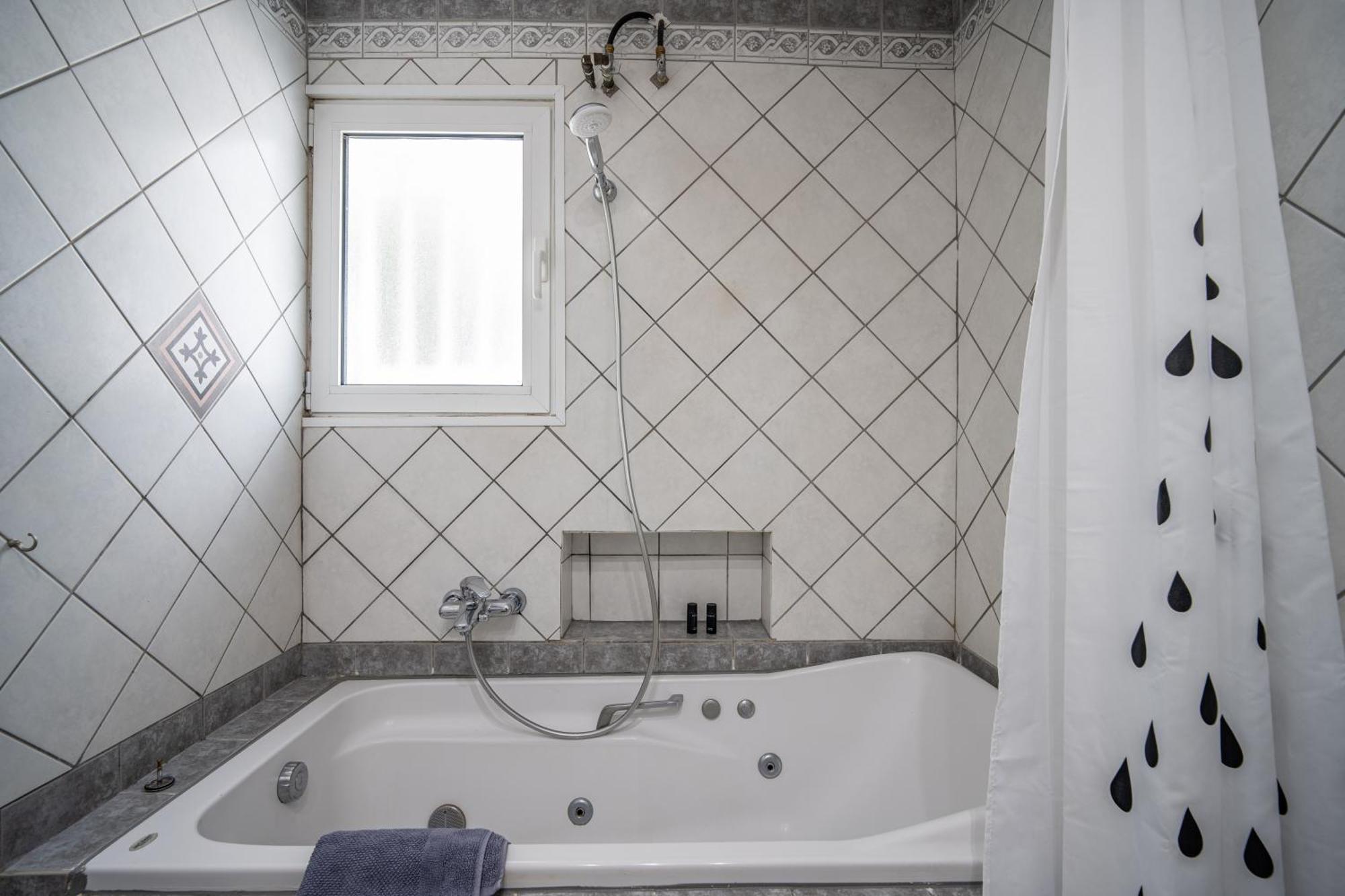 Angel , Luxury 2Bd Apartment Next To The Beach Athen Eksteriør bilde
