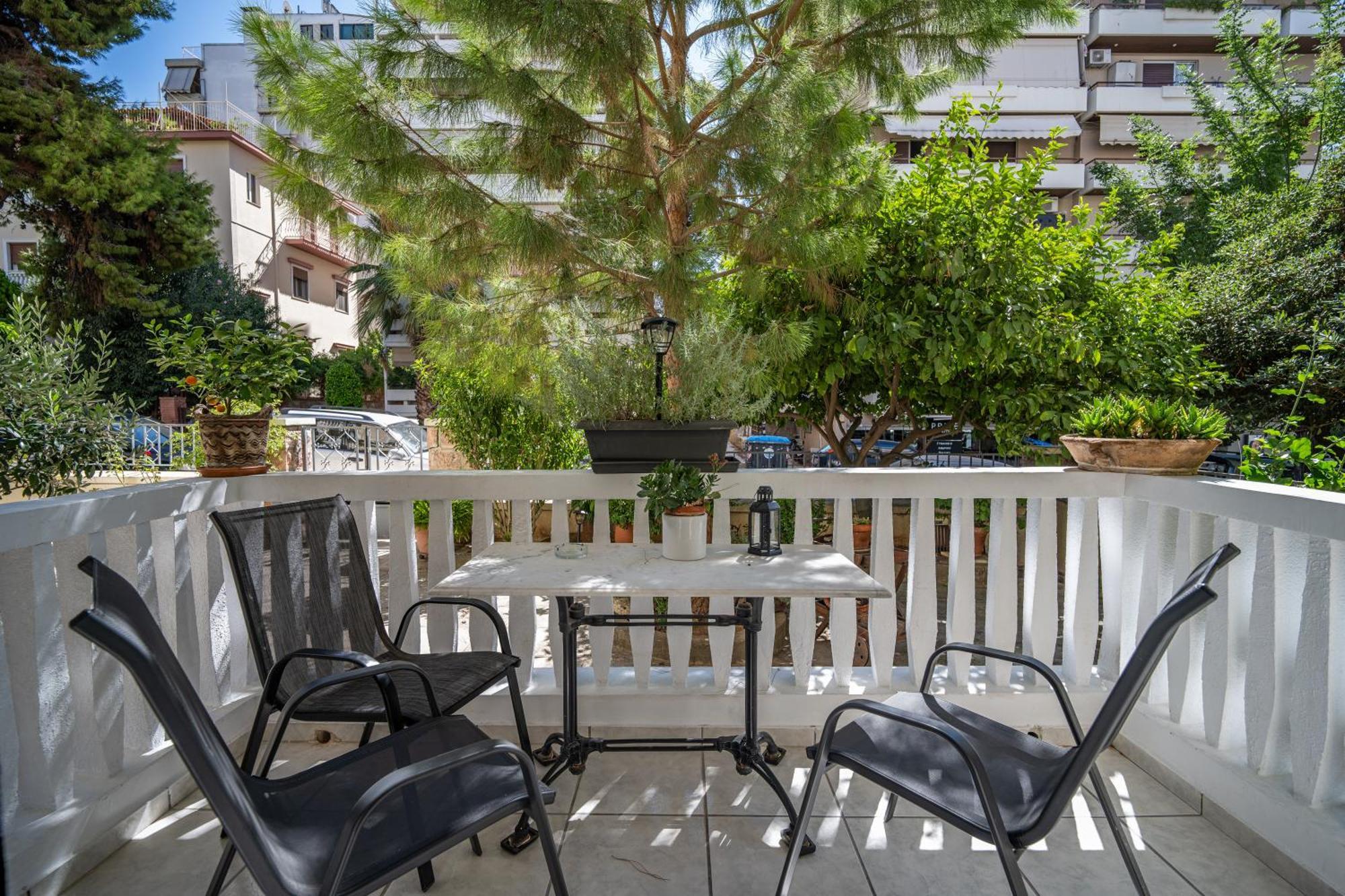 Angel , Luxury 2Bd Apartment Next To The Beach Athen Eksteriør bilde